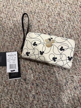 Kohl's White & Black Mickey Mouse Wristlet with Gold Accent